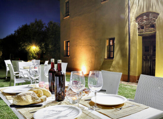 Tuscany Food & Wine Table