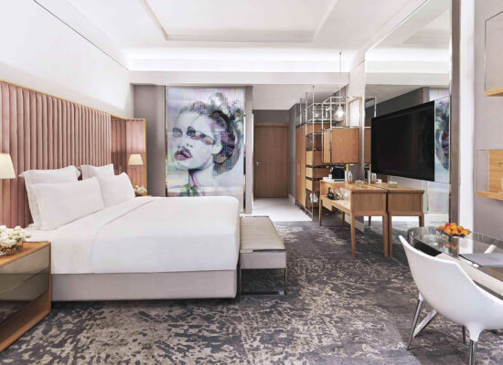 SLS Dubai Hotel SIGNATURE KING WITH BALCONY